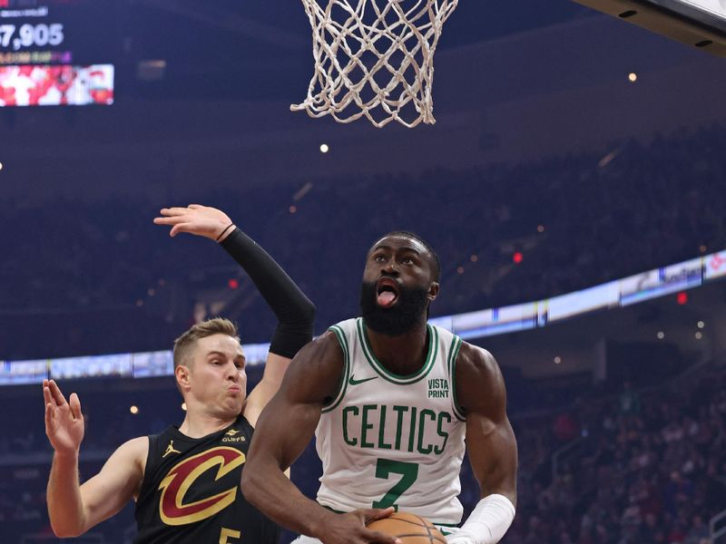 CLEVELAND, OH - MARCH 5: Jaylen Brown #7 of the Boston Celtics drives to the basket during the game against the Cleveland Cavaliers on March 5, 2024 at Rocket Mortgage FieldHouse in Cleveland, Ohio. NOTE TO USER: User expressly acknowledges and agrees that, by downloading and/or using this Photograph, user is consenting to the terms and conditions of the Getty Images License Agreement. Mandatory Copyright Notice: Copyright 2024 NBAE (Photo by Lauren Leigh Bacho /NBAE via Getty Images)