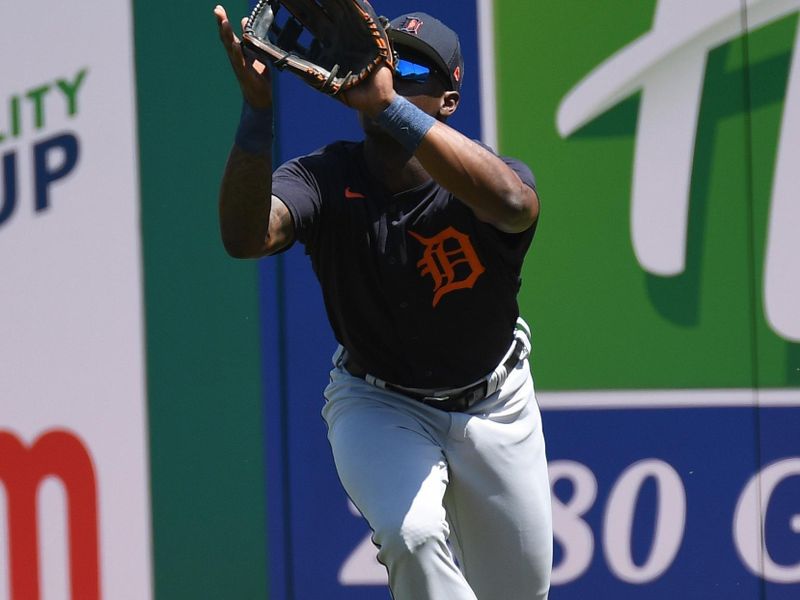 Mar 22, 2022; Clearwater, Florida, USA; Detroit Tigers right fielder Daz Cameron (41) catches a fly ball in the second inning of the game against the Philadelphia Phillies during spring training at BayCare Ballpark. Mandatory Credit: Jonathan Dyer-USA TODAY Sports