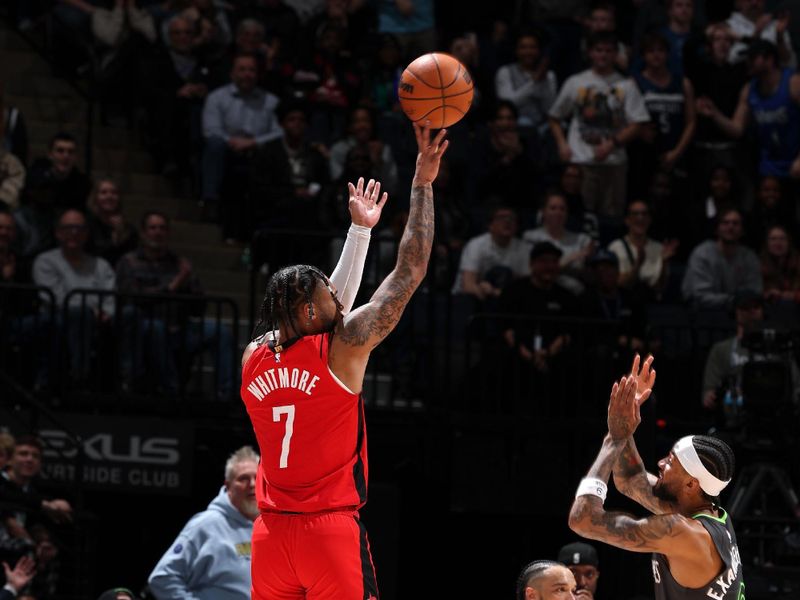 MINNEAPOLIS, MN - FEBRUARY 6: Cam Whitmore #7 of the Houston Rockets three point basket during the game against the Minnesota Timberwolves on February 6, 2025 at Target Center in Minneapolis, Minnesota. NOTE TO USER: User expressly acknowledges and agrees that, by downloading and or using this Photograph, user is consenting to the terms and conditions of the Getty Images License Agreement. Mandatory Copyright Notice: Copyright 2025 NBAE(Photo by David Sherman/NBAE via Getty Images)