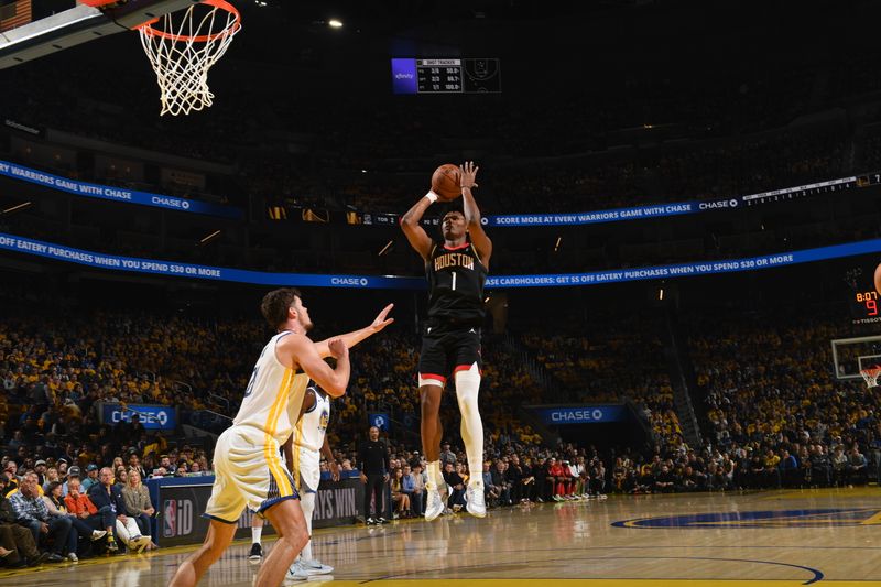 SAN FRANCISCO, CA - APRIL 26: Amen Thompson #1 of the Houston Rockets shoots the ball during the game against the Golden State Warriors during Round One Game Three of the 2025 NBA Playoffs on April 26, 2025 at Chase Center in San Francisco, California. NOTE TO USER: User expressly acknowledges and agrees that, by downloading and or using this photograph, user is consenting to the terms and conditions of Getty Images License Agreement. Mandatory Copyright Notice: Copyright 2025 NBAE (Photo by Noah Graham/NBAE via Getty Images)