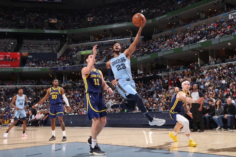 MEMPHIS, TN - FEBRUARY 2: Derrick Rose #23 of the Memphis Grizzlies drives to the basket during the game against the Golden State Warriors on February 2, 2024 at FedExForum in Memphis, Tennessee. NOTE TO USER: User expressly acknowledges and agrees that, by downloading and or using this photograph, User is consenting to the terms and conditions of the Getty Images License Agreement. Mandatory Copyright Notice: Copyright 2024 NBAE (Photo by Joe Murphy/NBAE via Getty Images)