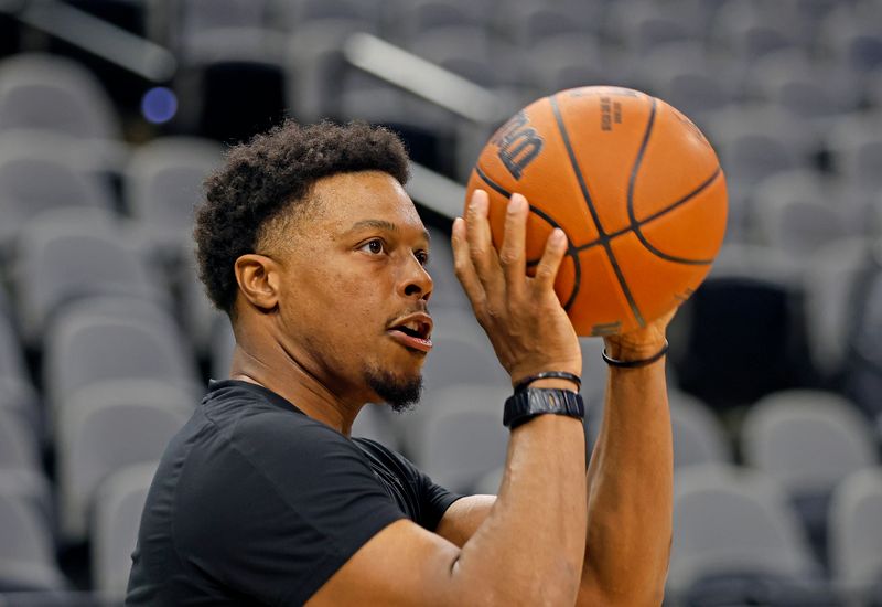 SAN ANTONIO, TX - MARCH 21:  Kyle Lowry #7 of the Philadelphia 76ers takes warm up shots before their game against the San Antonio Spurs at Frost Bank Center on March 21, 2025 in San Antonio, Texas. NOTE TO USER: User expressly acknowledges and agrees that, by downloading and or using this photograph, User is consenting to terms and conditions of the Getty Images License Agreement. (Photo by Ronald Cortes/Getty Images)