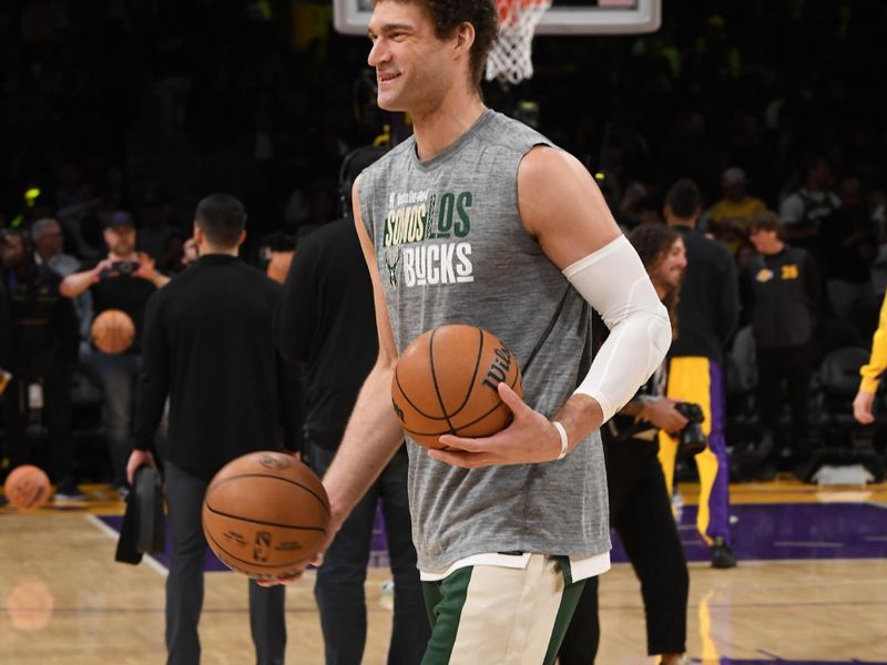 LOS ANGELES, CA - MARCH 8: Brook Lopez #11 of the Milwaukee Bucks smiles before the game against the Los Angeles Lakers on March 8, 2024 at Crypto.Com Arena in Los Angeles, California. NOTE TO USER: User expressly acknowledges and agrees that, by downloading and/or using this Photograph, user is consenting to the terms and conditions of the Getty Images License Agreement. Mandatory Copyright Notice: Copyright 2024 NBAE (Photo by Andrew D. Bernstein/NBAE via Getty Images)