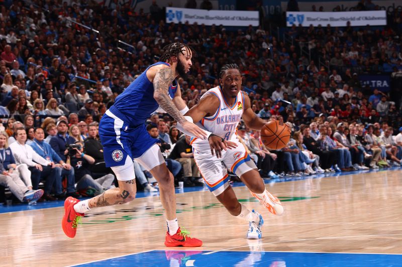 OKLAHOMA CITY, OK - FEBRUARY 22:  Jalen Williams #8 of the Oklahoma City Thunder handles the ball during the game against the LA Clippers on February 22SF, 2024 at Paycom Arena in Oklahoma City, Oklahoma. NOTE TO USER: User expressly acknowledges and agrees that, by downloading and or using this photograph, User is consenting to the terms and conditions of the Getty Images License Agreement. Mandatory Copyright Notice: Copyright 2024 NBAE (Photo by Zach Beeker/NBAE via Getty Images)