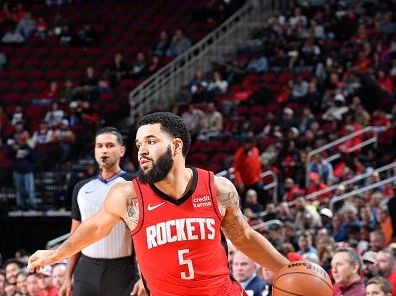 HOUSTON, TX - DECEMBER 11: Fred VanVleet #5 of the Houston Rockets handles the ball during the game against the San Antonio Spurs on December 11, 2023 at the Toyota Center in Houston, Texas. NOTE TO USER: User expressly acknowledges and agrees that, by downloading and or using this photograph, User is consenting to the terms and conditions of the Getty Images License Agreement. Mandatory Copyright Notice: Copyright 2023 NBAE (Photo by Logan Riely/NBAE via Getty Images)