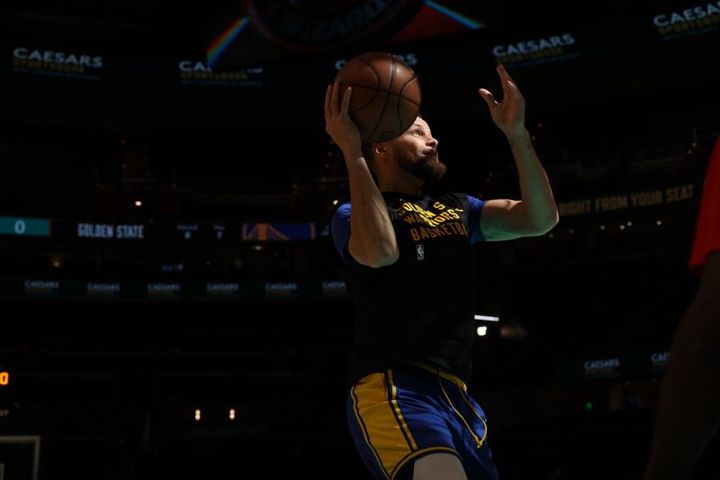 WASHINGTON, DC -? FEBRUARY 27: Stephen Curry #30 of the Golden State Warriors warms up before the game against the Washington Wizards on February 27, 2024 at Capital One Arena in Washington, DC. NOTE TO USER: User expressly acknowledges and agrees that, by downloading and or using this Photograph, user is consenting to the terms and conditions of the Getty Images License Agreement. Mandatory Copyright Notice: Copyright 2024 NBAE (Photo by Stephen Gosling/NBAE via Getty Images)