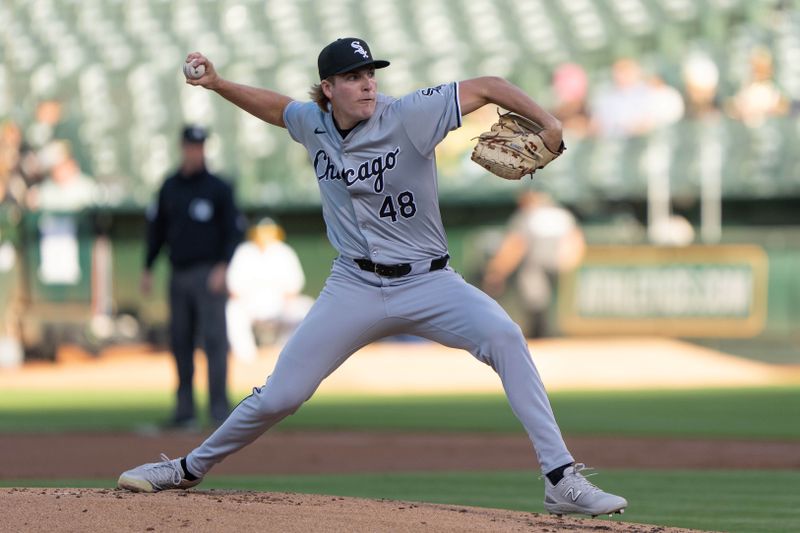 Aug 6, 2024; Oakland, California, USA;  Chicago White Sox pitcher Jonathan Cannon (48) pitches during the first inning against the Oakland Athletics at Oakland-Alameda County Coliseum. Mandatory Credit: Stan Szeto-USA TODAY Sports