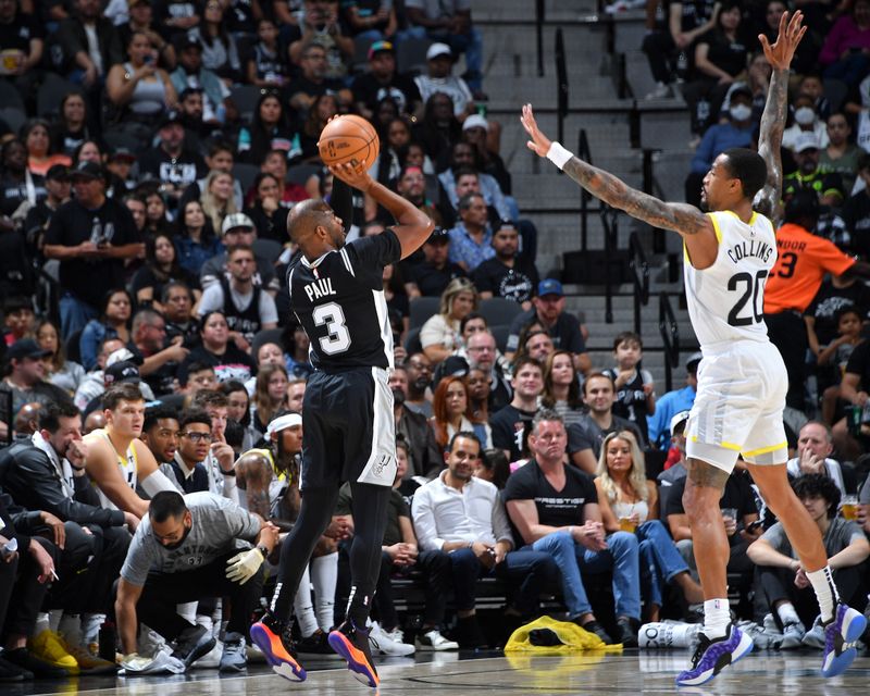 SAN ANTONIO, TX - NOVEMBER 9: Chris Paul #3 of the San Antonio Spurs three point basket during the game against the Utah Jazz on November 9, 2024 at the Frost Bank Center in San Antonio, Texas. NOTE TO USER: User expressly acknowledges and agrees that, by downloading and or using this photograph, user is consenting to the terms and conditions of the Getty Images License Agreement. Mandatory Copyright Notice: Copyright 2024 NBAE (Photos by Michael Gonzales/NBAE via Getty Images)