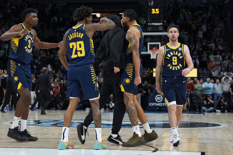 MINNEAPOLIS, MN -  MARCH 17: Obi Toppin #1 of the Indiana Pacers celebrates with teammates after the game against the Minnesota Timberwolves on March 17, 2025 at Target Center in Minneapolis, Minnesota. NOTE TO USER: User expressly acknowledges and agrees that, by downloading and or using this Photograph, user is consenting to the terms and conditions of the Getty Images License Agreement. Mandatory Copyright Notice: Copyright 2025 NBAE (Photo by Jordan Johnson/NBAE via Getty Images)