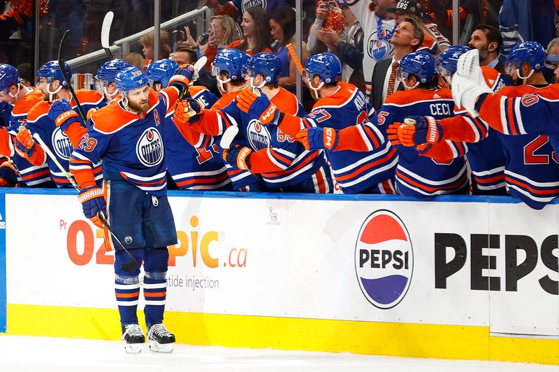 May 29, 2024; Edmonton, Alberta, CAN;   The Edmonton Oilers celebrate a goal scored by forward Leon Draisaitl (29) during the second period against the Dallas Stars in game four of the Western Conference Final of the 2024 Stanley Cup Playoffs at Rogers Place. Mandatory Credit: Perry Nelson-USA TODAY Sports