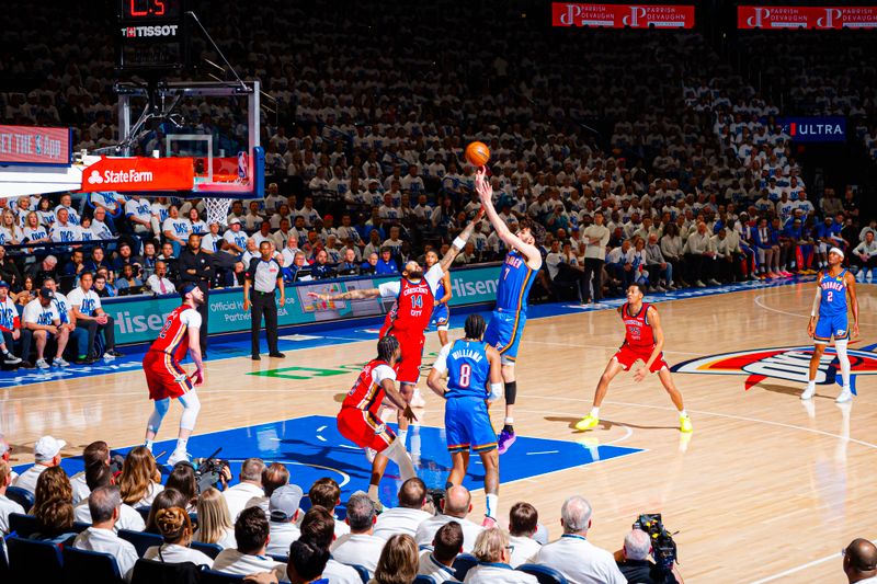 OKLAHOMA CITY, OK - APRIL 24: Chet Holmgren #7 of the Oklahoma City Thunder shoots the ball during the game against the New Orleans Pelicans during Round 1 Game 2 of the 2024 NBA Playoffs on April 24, 2024 at Paycom Arena in Oklahoma City, Oklahoma. NOTE TO USER: User expressly acknowledges and agrees that, by downloading and or using this photograph, User is consenting to the terms and conditions of the Getty Images License Agreement. Mandatory Copyright Notice: Copyright 2024 NBAE (Photo by Zach Beeker/NBAE via Getty Images)