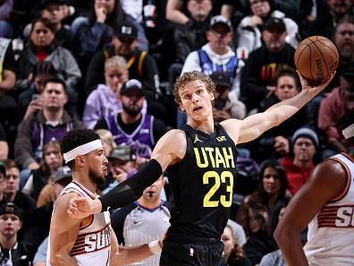 SALT LAKE CITY, UT - NOVEMBER 19: Lauri Markkanen #23 of the Utah Jazz grabs a rebound during the game against the Phoenix Suns on November 19, 2023 at Delta Center in Salt Lake City, Utah. NOTE TO USER: User expressly acknowledges and agrees that, by downloading and or using this Photograph, User is consenting to the terms and conditions of the Getty Images License Agreement. Mandatory Copyright Notice: Copyright 2023 NBAE (Photo by Melissa Majchrzak/NBAE via Getty Images)