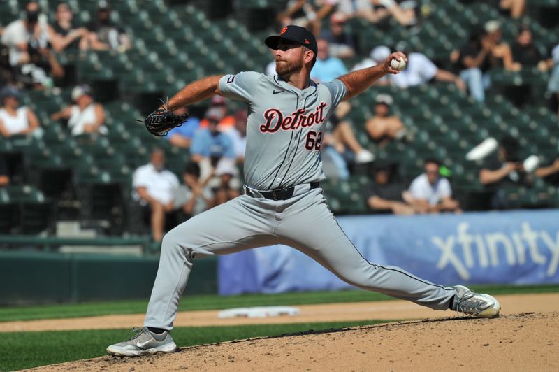 Aug 25, 2024; Chicago, Illinois, USA; Detroit Tigers relief pitcher Bryan Sammons (62) pitches during the sixth inning against the Chicago White Sox at Guaranteed Rate Field. Mandatory Credit: Patrick Gorski-USA TODAY Sports