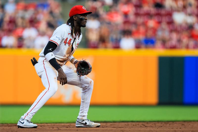 May 21, 2024; Cincinnati, Ohio, USA; Cincinnati Reds shortstop Elly De La Cruz (44) prepares for the pitch in the sixth inning against the San Diego Padres at Great American Ball Park. Mandatory Credit: Katie Stratman-USA TODAY Sports