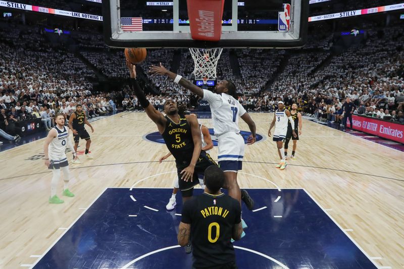 MINNEAPOLIS, MN -  MAY 6: Kevon Looney #5 of the Golden State Warriors drives to the basket during the game against the Minnesota Timberwolves during Game 1 of the 2025 NBA Western Conference Semifinals on May 6, 2025 at Target Center in Minneapolis, Minnesota. NOTE TO USER: User expressly acknowledges and agrees that, by downloading and or using this Photograph, user is consenting to the terms and conditions of the Getty Images License Agreement. Mandatory Copyright Notice: Copyright 2025 NBAE (Photo by Jordan Johnson/NBAE via Getty Images)