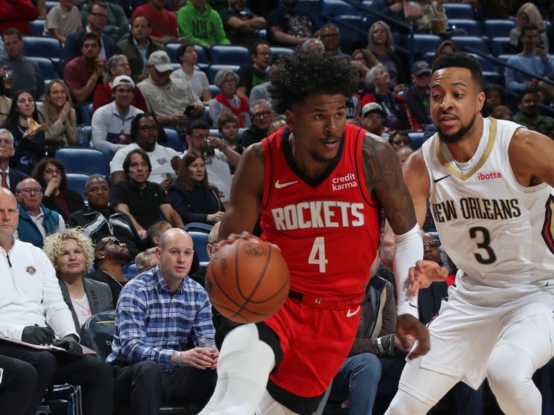 NEW ORLEANS, LA - FEBRUARY 22: Jalen Green #4 of the Houston Rockets dribbles the ball during the game against the New Orleans Pelicans on February 22, 2024 at the Smoothie King Center in New Orleans, Louisiana. NOTE TO USER: User expressly acknowledges and agrees that, by downloading and or using this Photograph, user is consenting to the terms and conditions of the Getty Images License Agreement. Mandatory Copyright Notice: Copyright 2024 NBAE (Photo by Layne Murdoch Jr./NBAE via Getty Images)