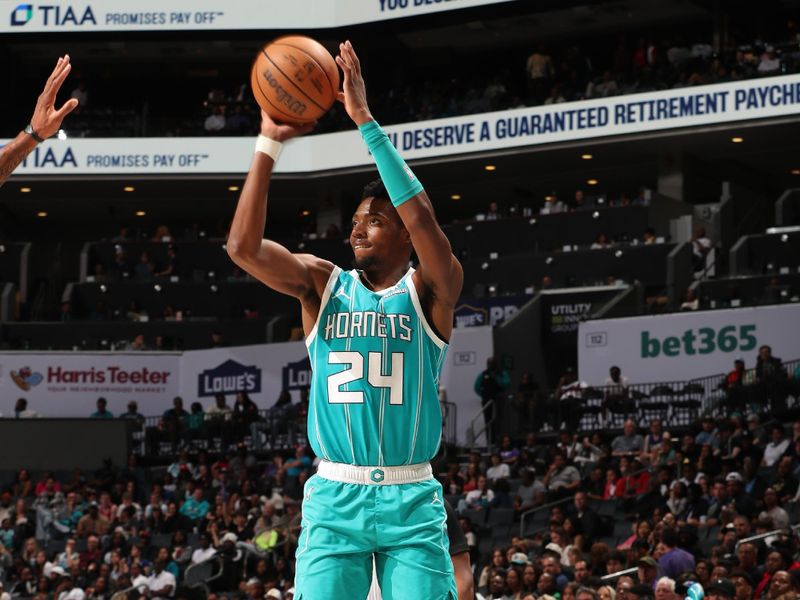 CHARLOTTE, NC - MARCH 31: Brandon Miller #24 of the Charlotte Hornets shoots a three point basket during the game against the LA Clippers on March 31, 2024 at Spectrum Center in Charlotte, North Carolina. NOTE TO USER: User expressly acknowledges and agrees that, by downloading and or using this photograph, User is consenting to the terms and conditions of the Getty Images License Agreement. Mandatory Copyright Notice: Copyright 2024 NBAE (Photo by Kent Smith/NBAE via Getty Images)