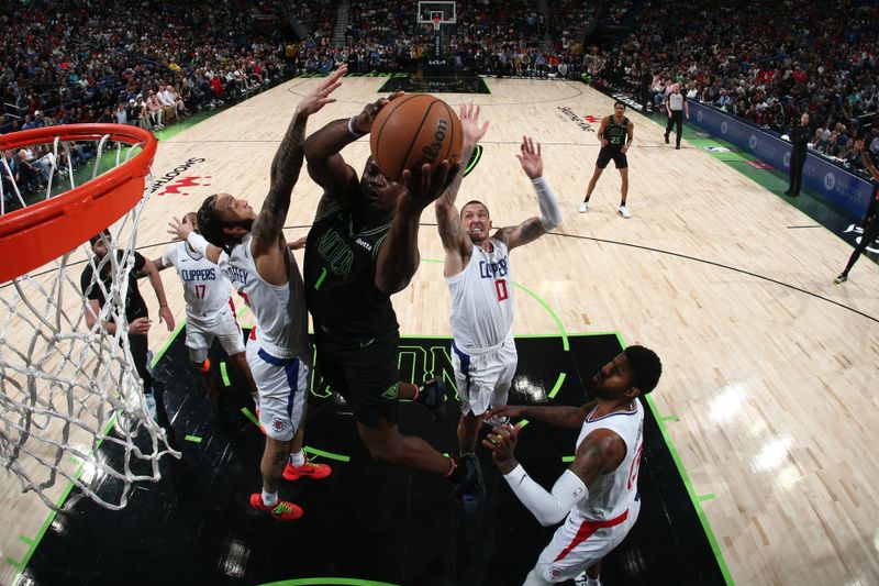 NEW ORLEANS, LA - MARCH 15: Zion Williamson #1 of the New Orleans Pelicans drives to the basket during the game against the LA Clippers on March 15, 2024 at the Smoothie King Center in New Orleans, Louisiana. NOTE TO USER: User expressly acknowledges and agrees that, by downloading and or using this Photograph, user is consenting to the terms and conditions of the Getty Images License Agreement. Mandatory Copyright Notice: Copyright 2024 NBAE (Photo by Layne Murdoch Jr./NBAE via Getty Images)