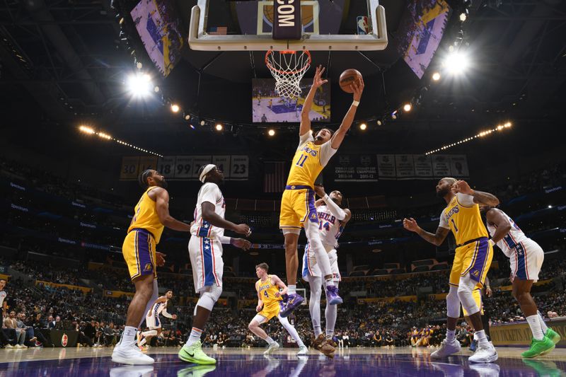 LOS ANGELES, CA - NOVEMBER 8: Jaxson Hayes #11 of the Los Angeles Lakers shoots the ball during the game against the Philadelphia 76ers on Novemberr 8, 2024 at Crypto.Com Arena in Los Angeles, California. NOTE TO USER: User expressly acknowledges and agrees that, by downloading and/or using this Photograph, user is consenting to the terms and conditions of the Getty Images License Agreement. Mandatory Copyright Notice: Copyright 2024 NBAE (Photo by Adam Pantozzi/NBAE via Getty Images)