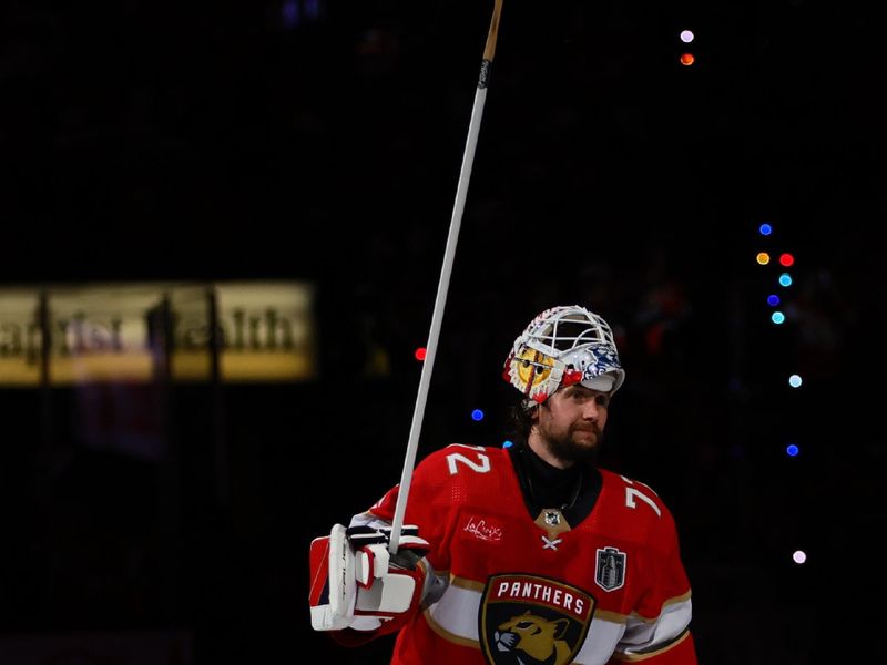 Florida Panthers Dominate Oilers with Stellar Defense and Goalkeeping Mastery