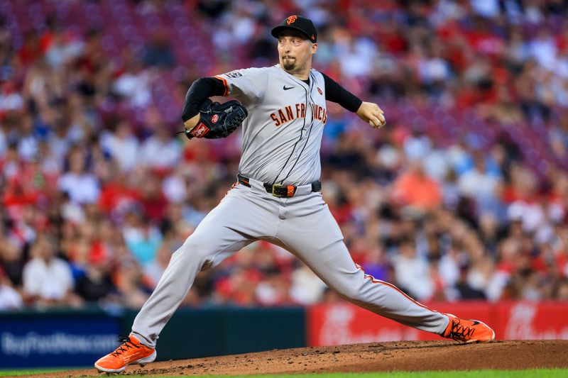 Aug 2, 2024; Cincinnati, Ohio, USA; San Francisco Giants starting pitcher Blake Snell (7) pitches against the Cincinnati Reds in the first inning at Great American Ball Park. Mandatory Credit: Katie Stratman-USA TODAY Sports