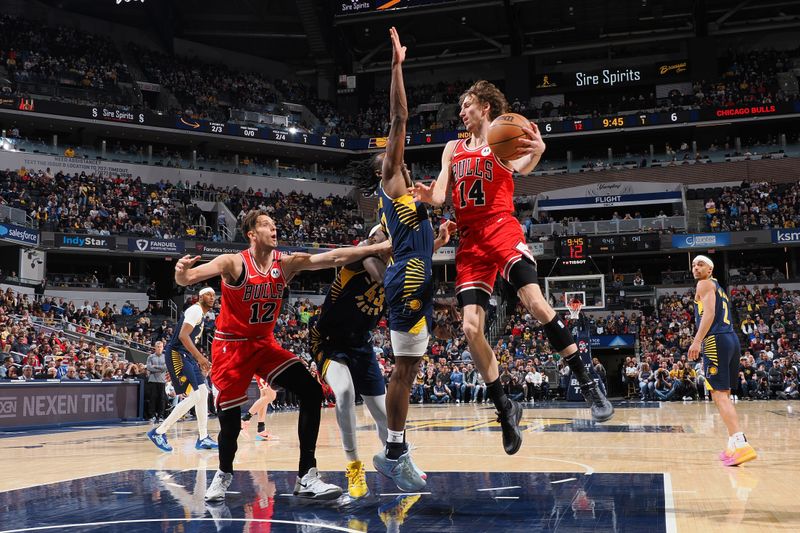 INDIANAPOLIS, IN - MARCH 2: Matas Buzelis #14 of Chicago Bulls passes the ball during the game against the Indiana Pacers on March 2, 2025 at Gainbridge Fieldhouse in Indianapolis, Indiana. NOTE TO USER: User expressly acknowledges and agrees that, by downloading and or using this Photograph, user is consenting to the terms and conditions of the Getty Images License Agreement. Mandatory Copyright Notice: Copyright 2025 NBAE (Photo by Ron Hoskins/NBAE via Getty Images)