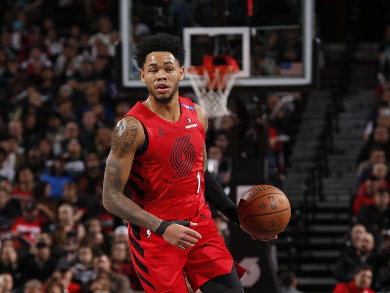 PORTLAND, OR - NOVEMBER 29: Anfernee Simons #1 of the Portland Trail Blazers dribbles the ball during the game against the Sacramento Kings during the Emirates NBA Cup on November 29, 2024 at the Moda Center Arena in Portland, Oregon. NOTE TO USER: User expressly acknowledges and agrees that, by downloading and or using this photograph, user is consenting to the terms and conditions of the Getty Images License Agreement. Mandatory Copyright Notice: Copyright 2024 NBAE (Photo by Cameron Browne/NBAE via Getty Images)