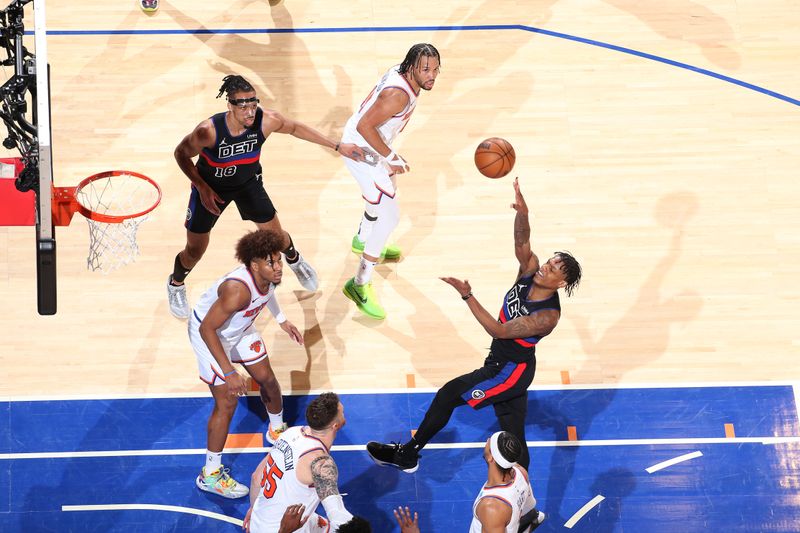 NEW YORK, NY - MARCH 25:  Marcus Sasser #25 of the Detroit Pistons shoots the ball during the game against the New York Knicks on March 25, 2024 at Madison Square Garden in New York City, New York.  NOTE TO USER: User expressly acknowledges and agrees that, by downloading and or using this photograph, User is consenting to the terms and conditions of the Getty Images License Agreement. Mandatory Copyright Notice: Copyright 2024 NBAE  (Photo by David L. Nemec /NBAE via Getty Images)