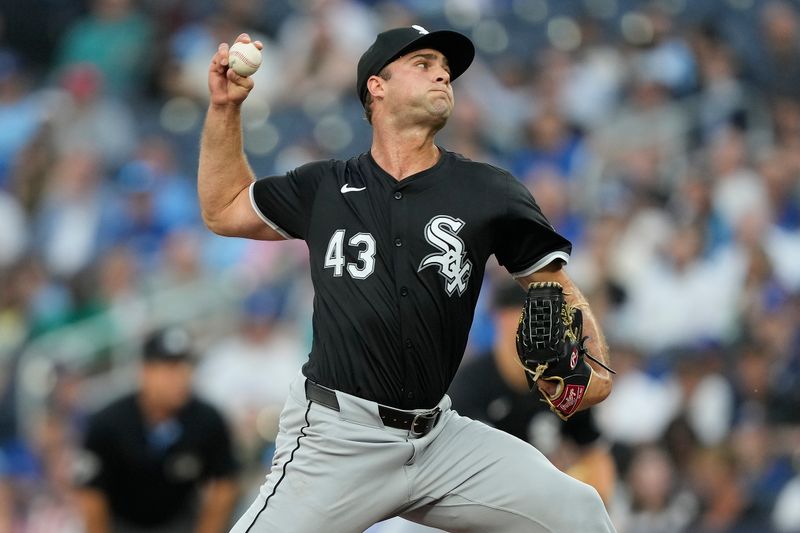 May 22, 2024; Toronto, Ontario, CAN; Chicago White Sox starting pitcher Nick Nastrini (43) pitches to the Toronto Blue Jays during the second inning at Rogers Centre. Mandatory Credit: John E. Sokolowski-USA TODAY Sports