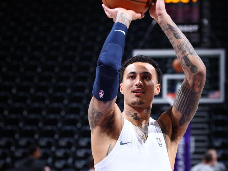 SALT LAKE CITY, UT - MARCH 4:  Kyle Kuzma #33 of the Washington Wizards warms up before the game against the Utah Jazz on March 4, 2024 at vivint.SmartHome Arena in Salt Lake City, Utah. NOTE TO USER: User expressly acknowledges and agrees that, by downloading and or using this Photograph, User is consenting to the terms and conditions of the Getty Images License Agreement. Mandatory Copyright Notice: Copyright 2024 NBAE (Photo by Melissa Majchrzak/NBAE via Getty Images)