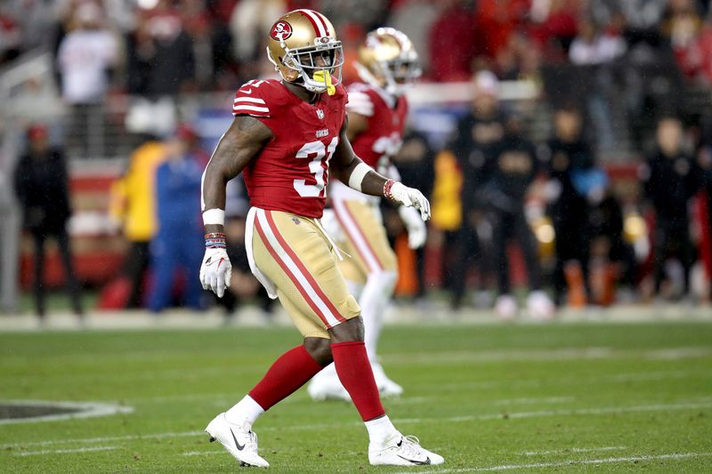 San Francisco 49ers safety Tashaun Gipson Sr. (31) defends during an NFL divisional round playoff football game against the Green Bay Packers Saturday, Jan. 20, 2024, in Santa Clara. (AP Photo/Scot Tucker)