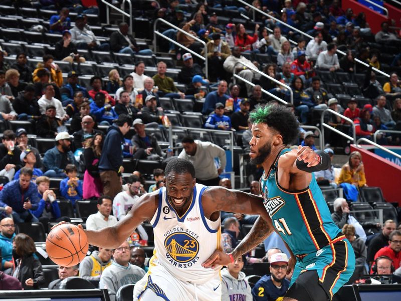 DETROIT, MI - OCTOBER 30: Draymond Green #23 of the Golden State Warriors drives to the basket during the game against the Detroit Pistons on October 30, 2022 at Little Caesars Arena in Detroit, Michigan. NOTE TO USER: User expressly acknowledges and agrees that, by downloading and/or using this photograph, User is consenting to the terms and conditions of the Getty Images License Agreement. Mandatory Copyright Notice: Copyright 2022 NBAE (Photo by Chris Schwegler/NBAE via Getty Images)