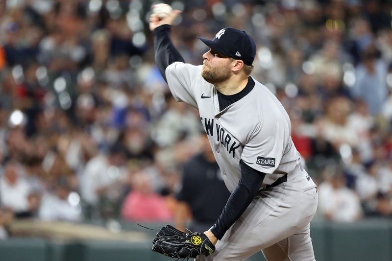 Sep 20, 2025; Baltimore, Maryland, USA; New York Yankees pitcher David Bednar (53) throws during the ninth inning against the Baltimore Orioles at Oriole Park at Camden Yards. Mandatory Credit: Daniel Kucin Jr.-Imagn Images