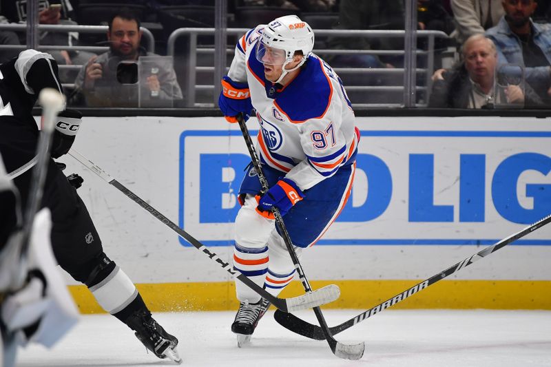 Edmonton Oilers Look to Dominate Los Angeles Kings in Western Conference First Round: Betting Od...