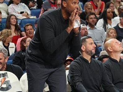 NEW ORLEANS, LA - NOVEMBER 2: Assistant Coach Jarron Collins of the New Orleans Pelicans coaches during the game against the Detroit Pistons on November 2, 2023 at the Smoothie King Center in New Orleans, Louisiana. NOTE TO USER: User expressly acknowledges and agrees that, by downloading and or using this Photograph, user is consenting to the terms and conditions of the Getty Images License Agreement. Mandatory Copyright Notice: Copyright 2023 NBAE (Photo by Layne Murdoch Jr./NBAE via Getty Images)