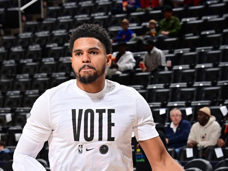 DETROIT, MI - NOVEMBER 1:  Tobias Harris #12 of the Detroit Pistons warms up before the game against the New York Knicks on November 1, 2024 at Little Caesars Arena in Detroit, Michigan. NOTE TO USER: User expressly acknowledges and agrees that, by downloading and/or using this photograph, User is consenting to the terms and conditions of the Getty Images License Agreement. Mandatory Copyright Notice: Copyright 2024 NBAE (Photo by Chris Schwegler/NBAE via Getty Images)