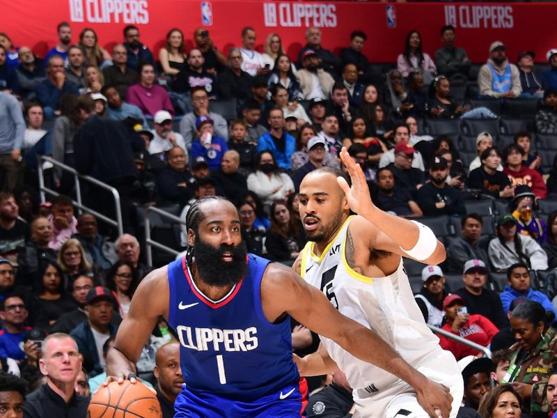 LOS ANGELES, CA - APRIL 5:  James Harden #1 of the LA Clippers goes to the basket during the game on April 5, 2024 at Crypto.Com Arena in Los Angeles, California. NOTE TO USER: User expressly acknowledges and agrees that, by downloading and/or using this Photograph, user is consenting to the terms and conditions of the Getty Images License Agreement. Mandatory Copyright Notice: Copyright 2024 NBAE (Photo by Adam Pantozzi/NBAE via Getty Images)