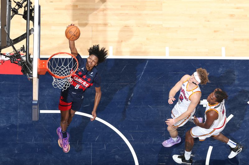 WASHINGTON, DC -? NOVEMBER 4: Bub Carrington #8 of the Washington Wizards dunks the ball during the game against the Golden State Warriors on November 4, 2024 at Capital One Arena in Washington, DC. NOTE TO USER: User expressly acknowledges and agrees that, by downloading and or using this Photograph, user is consenting to the terms and conditions of the Getty Images License Agreement. Mandatory Copyright Notice: Copyright 2024 NBAE (Photo by Stephen Gosling/NBAE via Getty Images)