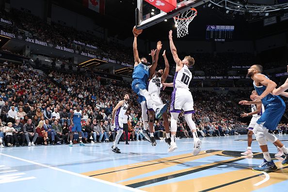 MINNEAPOLIS, MN -  NOVEMBER 24: Karl-Anthony Towns #32 of the Minnesota Timberwolves shoots the ball during the game against the Sacramento Kings during the In-Season Tournament on November 24, 2023 at Target Center in Minneapolis, Minnesota. NOTE TO USER: User expressly acknowledges and agrees that, by downloading and or using this Photograph, user is consenting to the terms and conditions of the Getty Images License Agreement. Mandatory Copyright Notice: Copyright 2023 NBAE (Photo by David Sherman/NBAE via Getty Images)