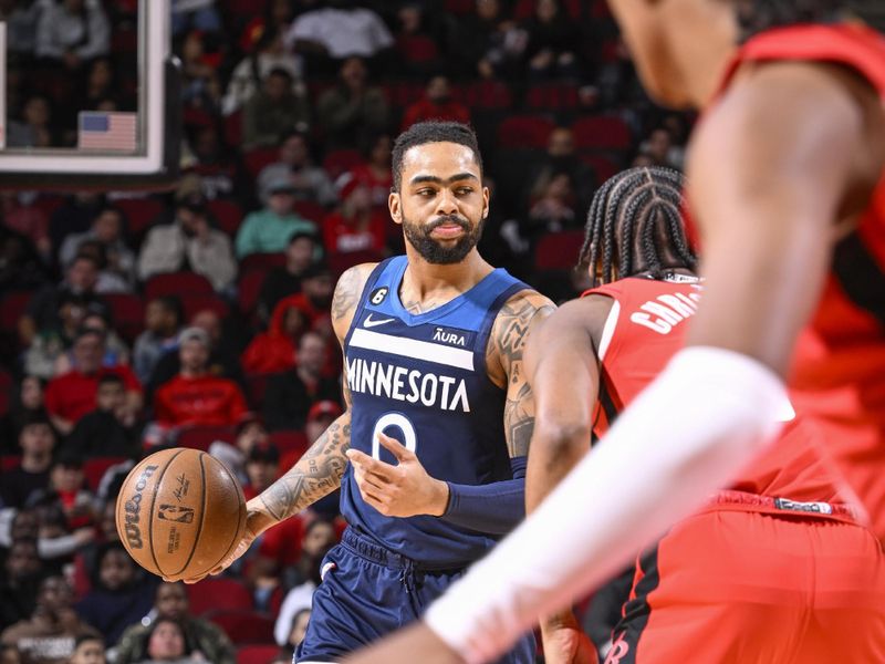 HOUSTON, TX - JANUARY 23:   D'Angelo Russell #0 of the Minnesota Timberwolves drives to the basket during the game against the  Houston Rockets on January 23, 2023 at the Toyota Center in Houston, Texas. NOTE TO USER: User expressly acknowledges and agrees that, by downloading and or using this photograph, User is consenting to the terms and conditions of the Getty Images License Agreement. Mandatory Copyright Notice: Copyright 2023 NBAE (Photo by Logan Riely/NBAE via Getty Images)