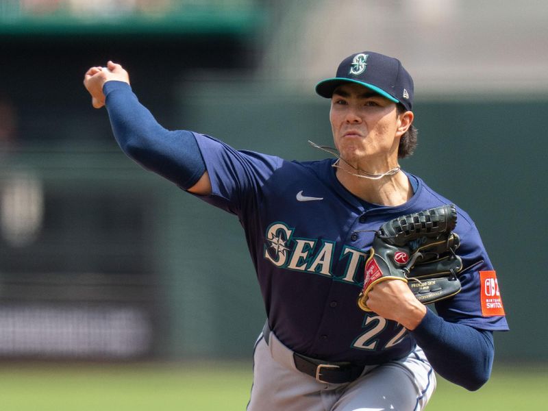 Apr 6, 2025; San Francisco, California, USA; Seattle Mariners starting pitcher Bryan Woo (22) delivers a pitch during the first inning against the San Francisco Giants at Oracle Park. Mandatory Credit: Neville E. Guard-Imagn Images