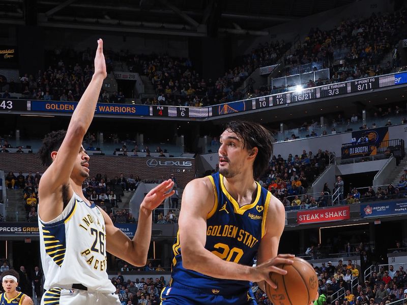 INDIANAPOLIS, IN - FEBRUARY 8: Dario Saric #20 of the Golden State Warriors handles the ball during the game against the Indiana Pacers on February 8, 2024 at Gainbridge Fieldhouse in Indianapolis, Indiana. NOTE TO USER: User expressly acknowledges and agrees that, by downloading and or using this Photograph, user is consenting to the terms and conditions of the Getty Images License Agreement. Mandatory Copyright Notice: Copyright 2024 NBAE (Photo by Ron Hoskins/NBAE via Getty Images)