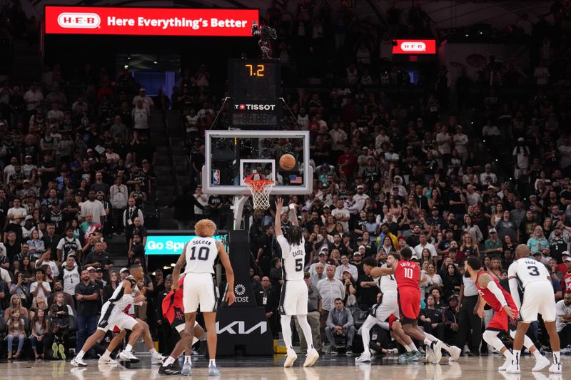 SAN ANTONIO, TX - OCTOBER 26: Stephon Castle #5 of the San Antonio Spurs shoots a free throw during the game against the Houston Rockets on October 26, 2024 at the Frost Bank Center in San Antonio, Texas. NOTE TO USER: User expressly acknowledges and agrees that, by downloading and or using this photograph, user is consenting to the terms and conditions of the Getty Images License Agreement. Mandatory Copyright Notice: Copyright 2024 NBAE (Photos by Jesse D. Garrabrant/NBAE via Getty Images)