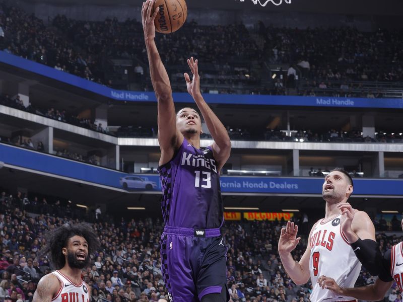 SACRAMENTO, CA - MARCH 4: Keegan Murray #13 of the Sacramento Kings drives to the basket during the game against the Chicago Bulls on March 4, 2024 at Golden 1 Center in Sacramento, California. NOTE TO USER: User expressly acknowledges and agrees that, by downloading and or using this Photograph, user is consenting to the terms and conditions of the Getty Images License Agreement. Mandatory Copyright Notice: Copyright 2024 NBAE (Photo by Rocky Widner/NBAE via Getty Images)