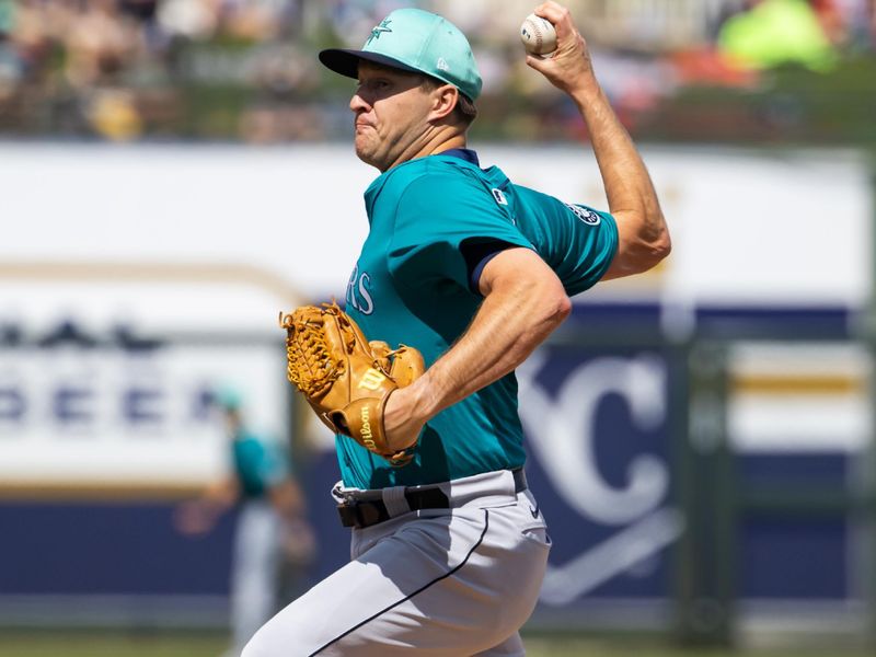 Mar 18, 2024; Surprise, Arizona, USA; Seattle Mariners pitcher Brett de Geus against the Texas Rangers during a spring training baseball game at Surprise Stadium. Mandatory Credit: Mark J. Rebilas-USA TODAY Sports