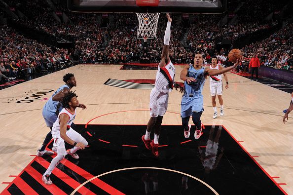 PORTLAND, OR - NOVEMBER 5: Desmond Bane #22 of the Memphis Grizzlies shoots the ball during the game against the Portland Trail Blazers on November 5, 2023 at the Moda Center Arena in Portland, Oregon. NOTE TO USER: User expressly acknowledges and agrees that, by downloading and or using this photograph, user is consenting to the terms and conditions of the Getty Images License Agreement. Mandatory Copyright Notice: Copyright 2023 NBAE (Photo by Cameron Browne/NBAE via Getty Images)