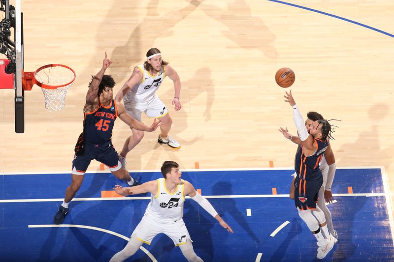 NEW YORK, NY - JANUARY 30:  Jalen Brunson #11 of the New York Knicks shoots the ball during the game against the Utah Jazz on January 30, 2024 at Madison Square Garden in New York City, New York.  NOTE TO USER: User expressly acknowledges and agrees that, by downloading and or using this photograph, User is consenting to the terms and conditions of the Getty Images License Agreement. Mandatory Copyright Notice: Copyright 2024 NBAE  (Photo by Nathaniel S. Butler/NBAE via Getty Images)