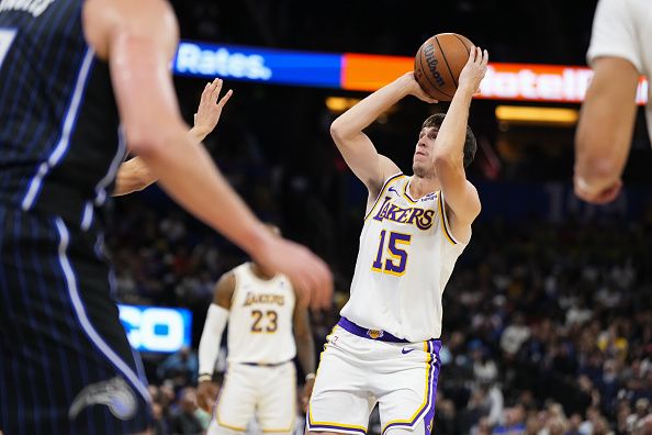 ORLANDO, FLORIDA - NOVEMBER 04: Austin Reaves #15 of the Los Angeles Lakers shoots against the Orlando Magic during the first half at Amway Center on November 04, 2023 in Orlando, Florida. NOTE TO USER: User expressly acknowledges and agrees that, by downloading and or using this photograph, User is consenting to the terms and conditions of the Getty Images License Agreement. (Photo by Rich Storry/Getty Images)