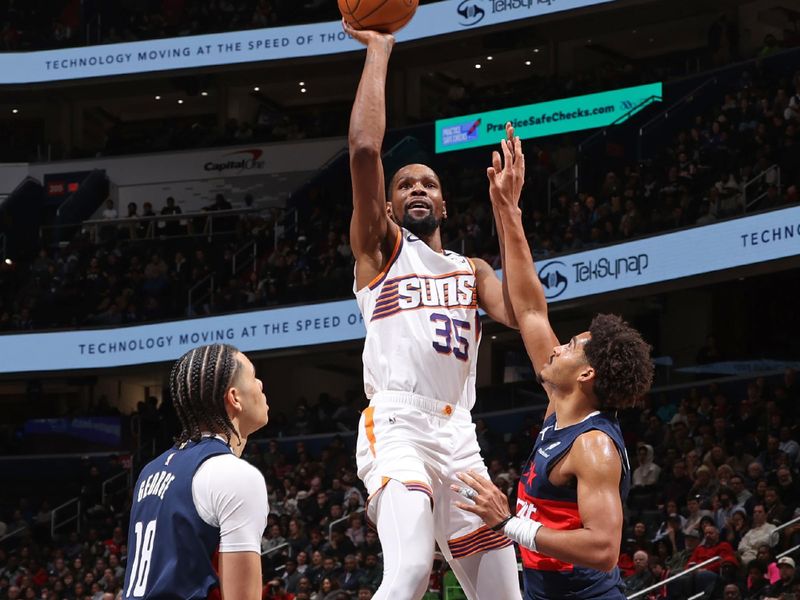 WASHINGTON, DC -? JANUARY 16: Kevin Durant #35 of the Phoenix Suns shoots the ball during the game against the Washington Wizards on January 16, 2025 at Capital One Arena in Washington, DC. NOTE TO USER: User expressly acknowledges and agrees that, by downloading and or using this Photograph, user is consenting to the terms and conditions of the Getty Images License Agreement. Mandatory Copyright Notice: Copyright 2024 NBAE (Photo by Kenny Giarla/NBAE via Getty Images)