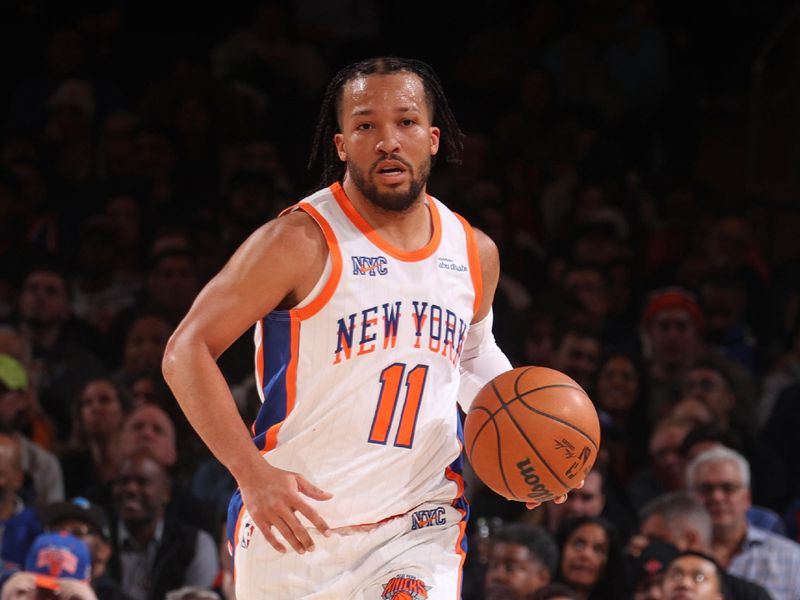 NEW YORK, NY - JANUARY 10:  Jalen Brunson #11 of the New York Knicks dribbles the ball during the game against the Oklahoma City Thunder on January 10, 2025 at Madison Square Garden in New York City, New York.  NOTE TO USER: User expressly acknowledges and agrees that, by downloading and or using this photograph, User is consenting to the terms and conditions of the Getty Images License Agreement. Mandatory Copyright Notice: Copyright 2024 NBAE  (Photo by Nathaniel S. Butler/NBAE via Getty Images)